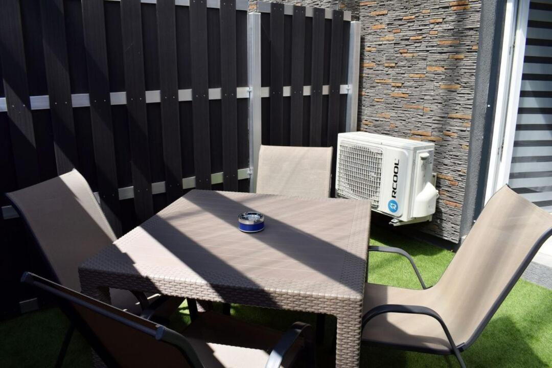 Trendi Apartman Шіофок Номер фото